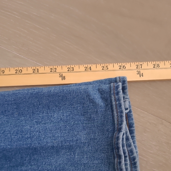 Madewell Mid Rise Kick Out Jeans Women's sz 26 Denim Crop/Ankle Jeans - Picture 12 of 12